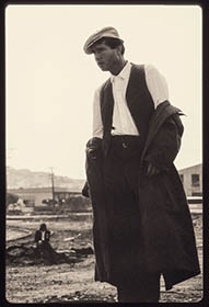 Menswear Image 23 thumbnail 